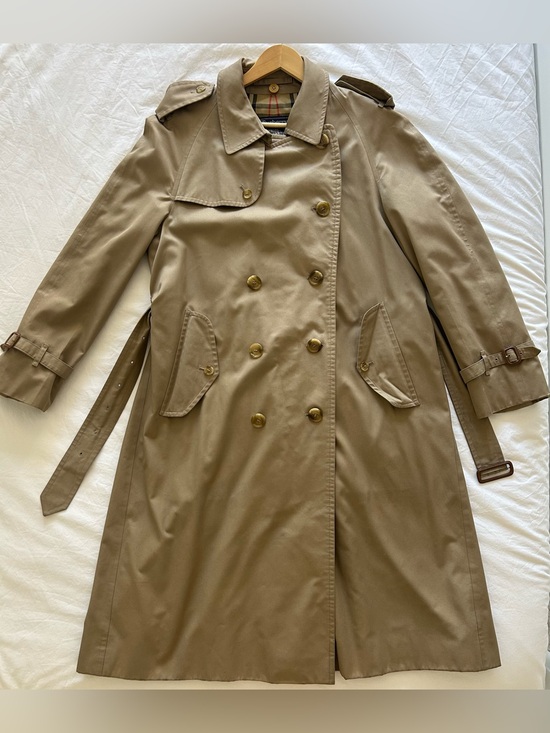 Burberry Other - Men’s vintage Burberry trench coat 42 regular